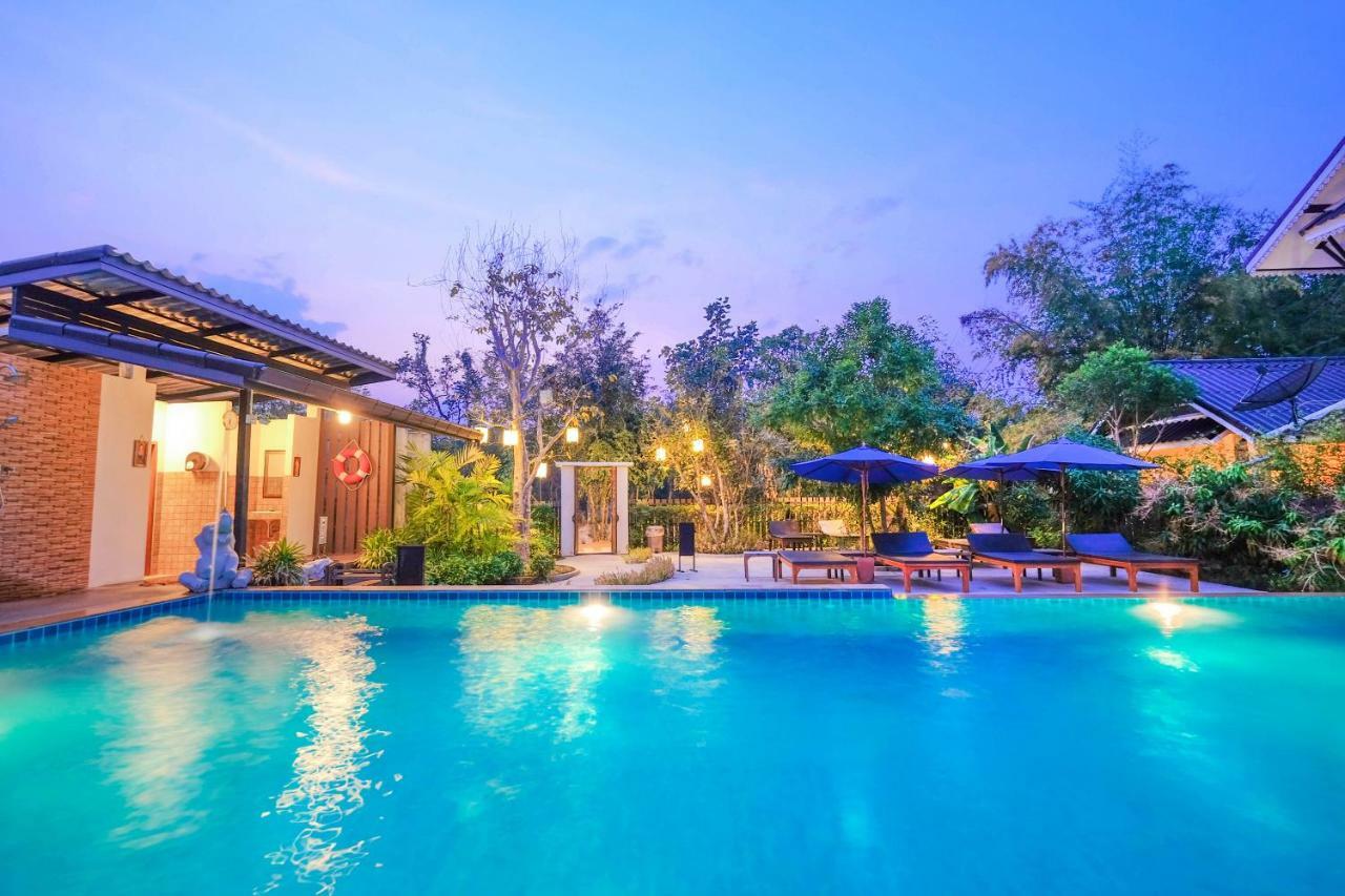 Vieng Tawan Sukhothai Hotel Buitenkant foto